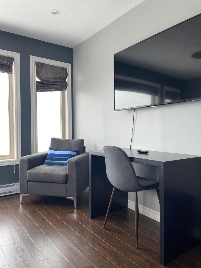 קורנר ברוק Coastal Lookout Suites מראה חיצוני תמונה