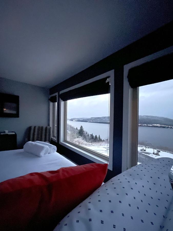 קורנר ברוק Coastal Lookout Suites מראה חיצוני תמונה
