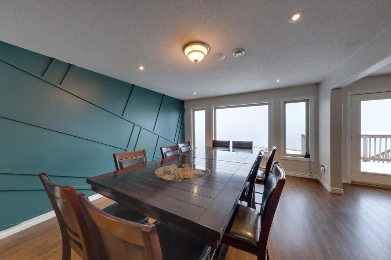 קורנר ברוק Coastal Lookout Suites מראה חיצוני תמונה