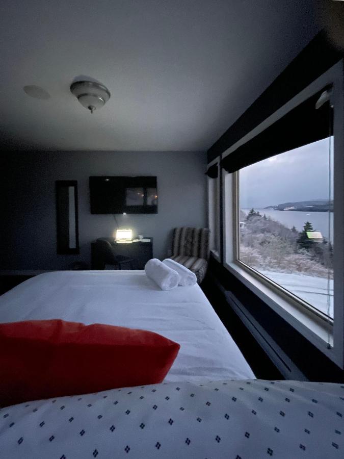 קורנר ברוק Coastal Lookout Suites מראה חיצוני תמונה