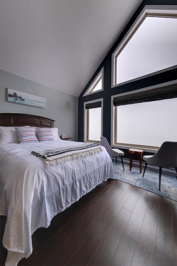 קורנר ברוק Coastal Lookout Suites מראה חיצוני תמונה
