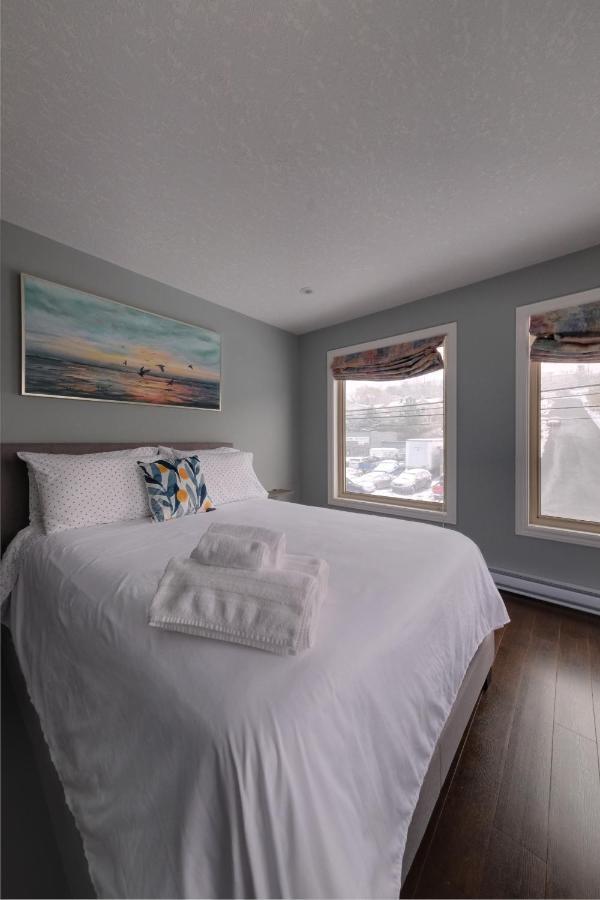קורנר ברוק Coastal Lookout Suites מראה חיצוני תמונה